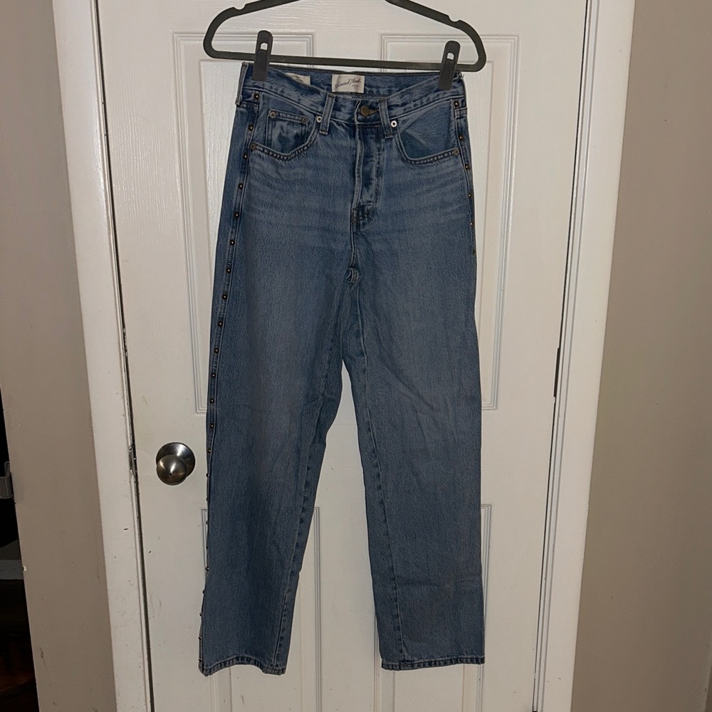 Universal Thread Light Blue Denim Jeans